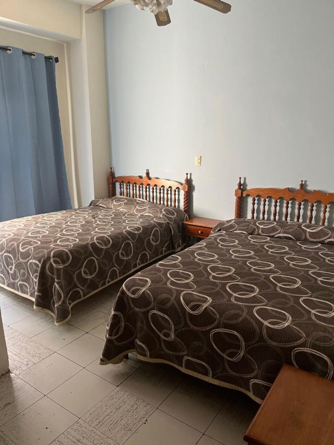 Hotel Paris San Juan de los Lagos Bagian luar foto